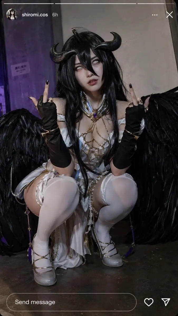 Instagram Cosplay 快拍快照生成器